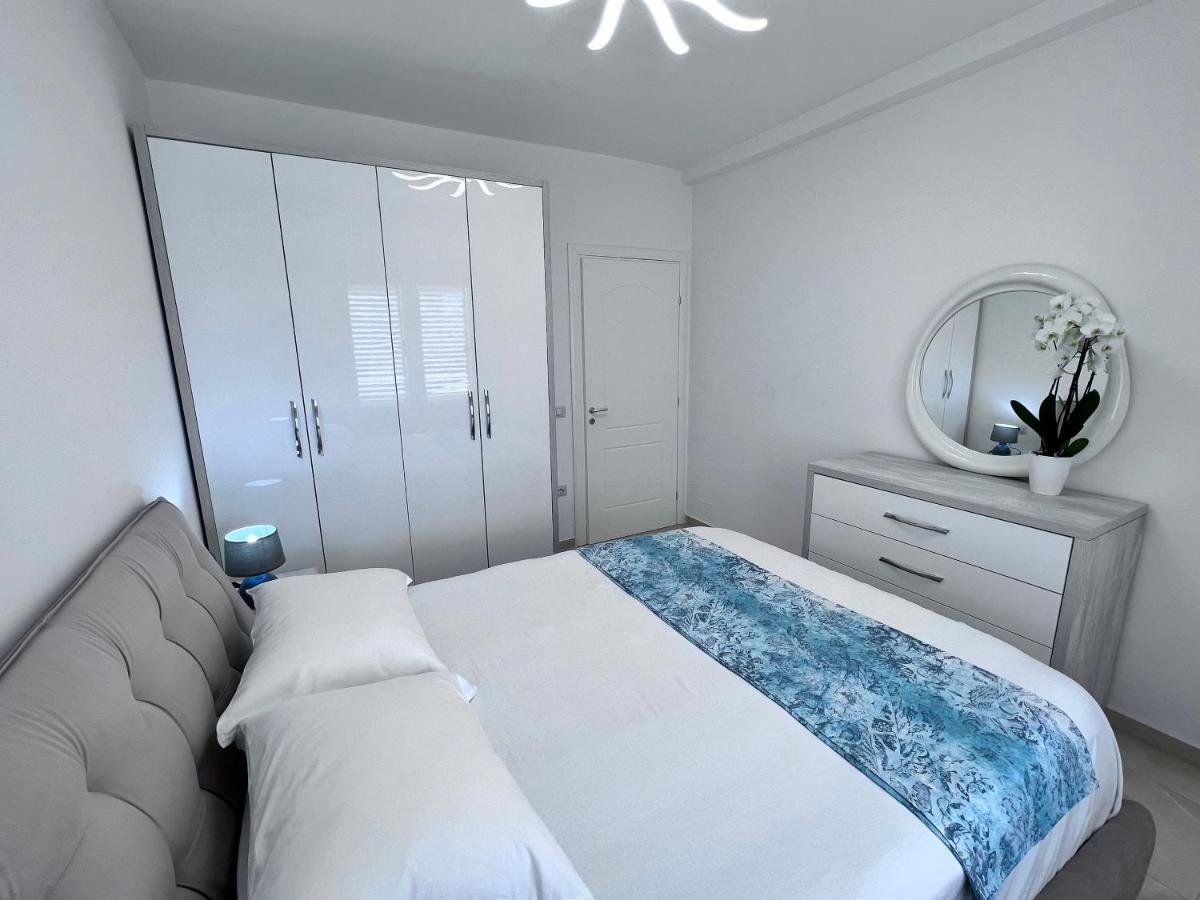 White Luxury Apartman Shkodra Kültér fotó