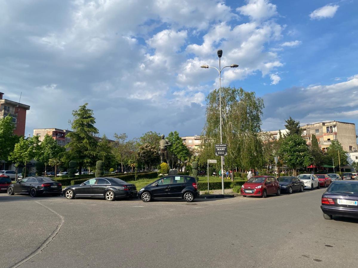 White Luxury Apartman Shkodra Kültér fotó