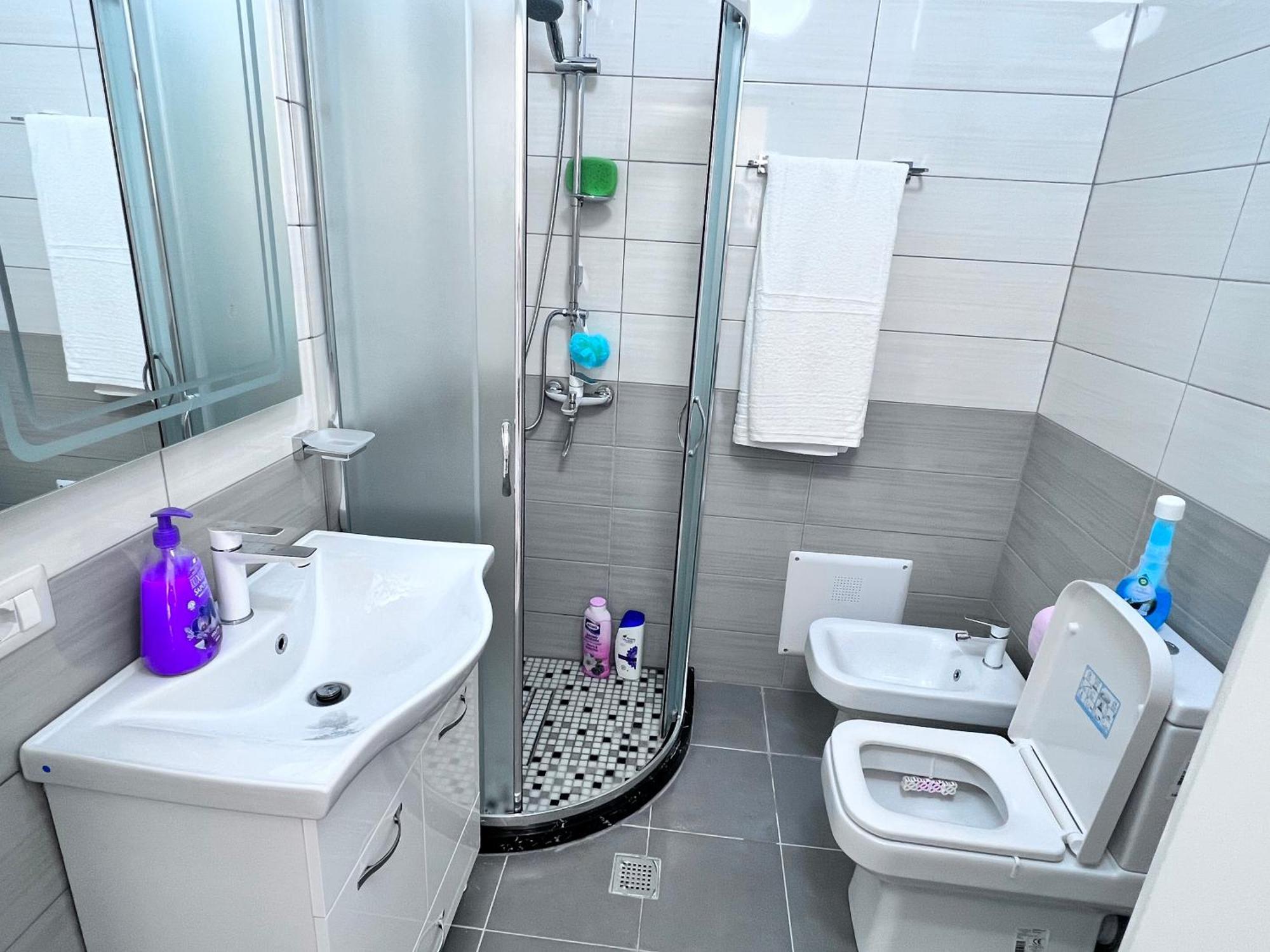 White Luxury Apartman Shkodra Kültér fotó