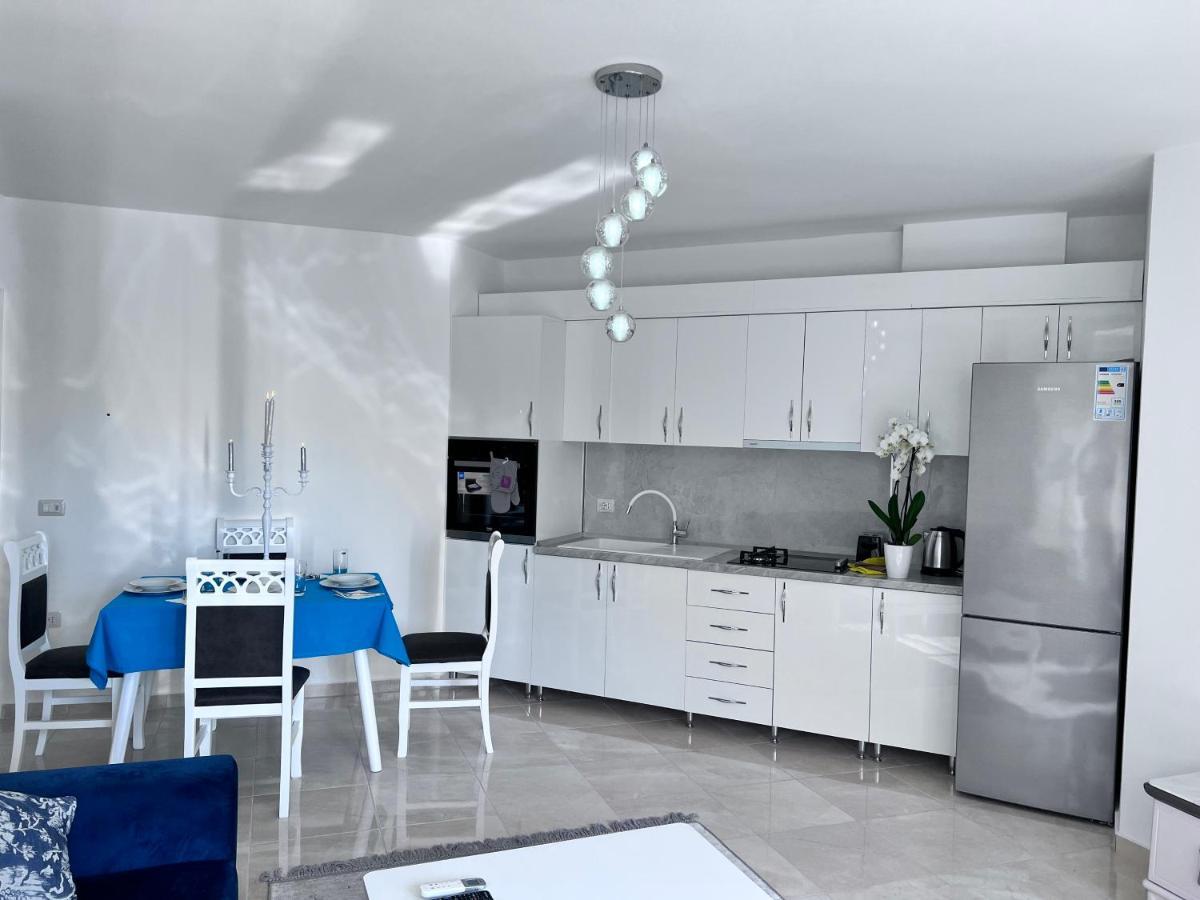 White Luxury Apartman Shkodra Kültér fotó