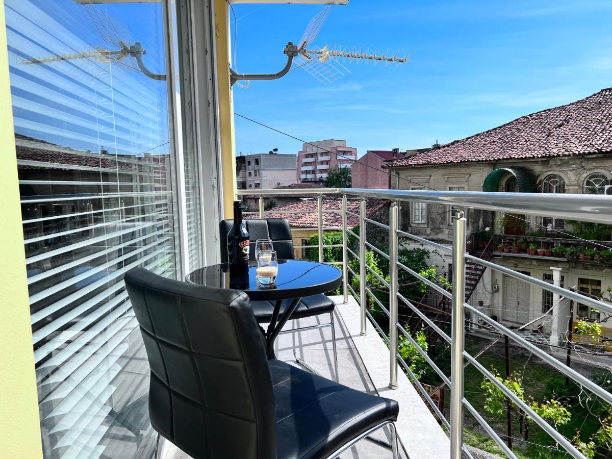 White Luxury Apartman Shkodra Kültér fotó